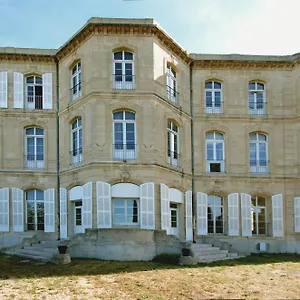 auberge-de-bois-luzy.fr-provencehotel.com/